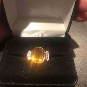 Solid 14k gold  diamond 4ct citrine ring